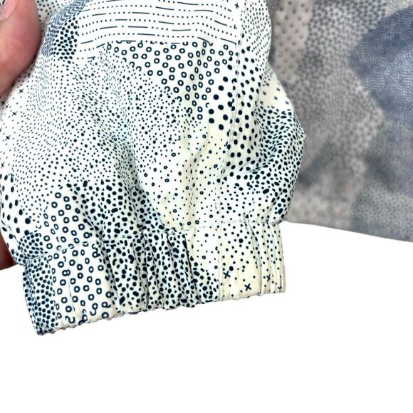 The North Face Jacket Women's S/P Blue White Print Windbreaker Hooded Shell - Picture 12 of 15